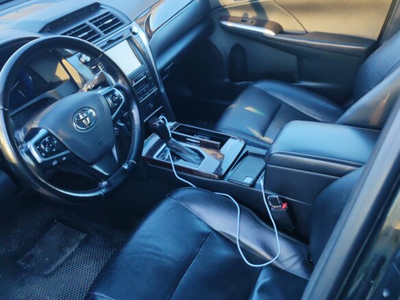 2017 Toyota Camry VII (XV50) Рестайлинг 2, чёрный, 2200000 рублей - вид 5