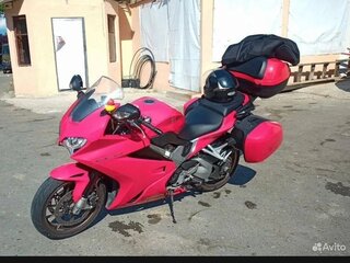 2014 Honda VFR 800, красный, 599000 рублей, вид 4