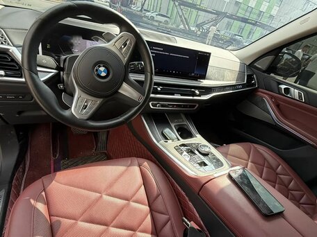 2024 BMW X5 Long 30Li IV (G05/G18) Рестайлинг, синий, 7700000 рублей, вид 3