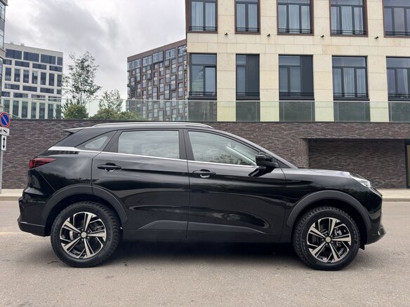 2023 JAC JS6, чёрный, 1900000 рублей - вид 6