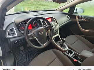 2012 Opel Astra J, белый, 695000 рублей, вид 3