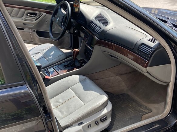 1998 BMW 7 серии 735i III (E38) Рестайлинг, чёрный - вид 15