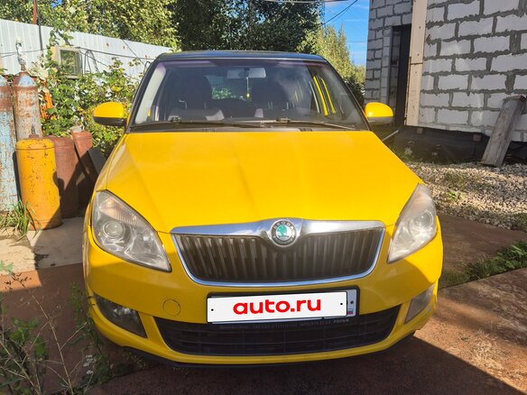 2008 Skoda Fabia II, жёлтый, 400000 рублей - вид 1