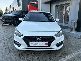 2019 Hyundai Solaris II, белый, 1323200 рублей, вид 2