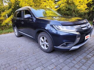 2016 Mitsubishi Outlander III Рестайлинг 2, синий, 1700000 рублей, вид 2
