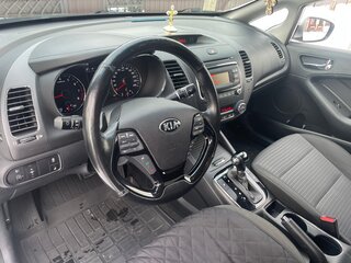 2018 Kia Cerato III Рестайлинг (Classic), белый, 1250000 рублей, вид 5
