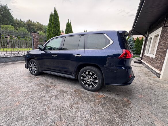 2017 Lexus LX 570 III Рестайлинг 2, синий, 6500000 рублей - вид 8