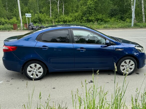 2014 Kia Rio III, синий, 685000 рублей - вид 7