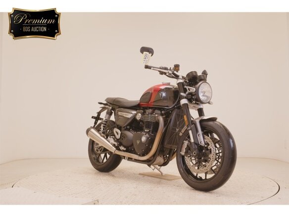 2024 Triumph Speed Twin, красный, 1220000 рублей