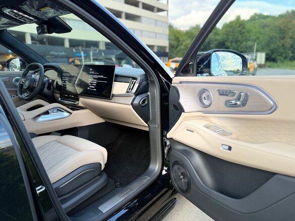2026 Zeekr 8X 70 kWh, чёрный - вид 35
