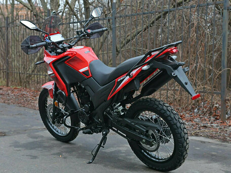 2026 Loncin MS250, красный, 179900 рублей, вид 5