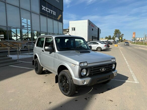2026 Lada (ВАЗ) Niva Legend I, серебристый - вид 3