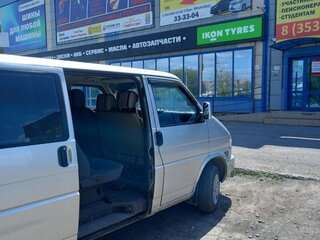 2001 Volkswagen Caravelle T4, серый, 1000000 рублей, вид 4