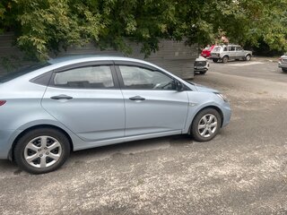 2013 Hyundai Solaris I, голубой, 825000 рублей, вид 3
