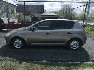 2007 Kia Ceed I, бежевый, 550000 рублей, вид 5