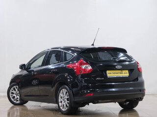 2011 Ford Focus III, чёрный, 559000 рублей, вид 4