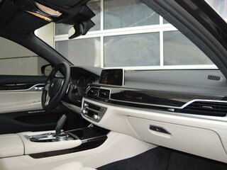 2016 BMW 7 серии 750d xDrive VI (G11/G12), чёрный, 4500000 рублей, вид 5