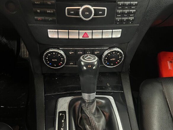 2012 Mercedes-Benz C-Класс 180 III (W204) Рестайлинг, серебристый, 1050000 рублей - вид 10