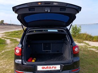 2010 Volkswagen Tiguan I, чёрный, 850000 рублей, вид 3