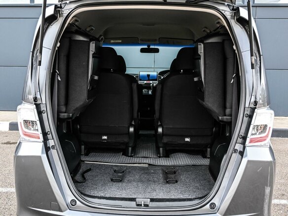 2012 Honda Freed I Рестайлинг, серый - вид 17
