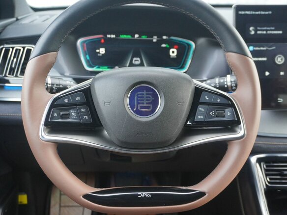 2021 BYD Tang DM-i II Рестайлинг 1, серый, 3590000 рублей - вид 14