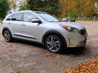 2017 Kia Niro I, серебристый, 1680000 рублей, вид 3