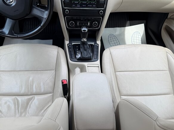 2014 Skoda Superb DSG II Рестайлинг, чёрный, 1200000 рублей - вид 13