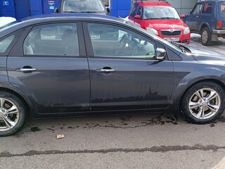 2010 Ford Focus II Рестайлинг, серый, 600000 рублей, вид 5