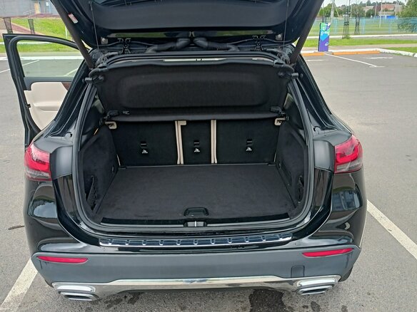 2022 Mercedes-Benz GLA 250 II (H247), чёрный, 2700000 рублей - вид 15