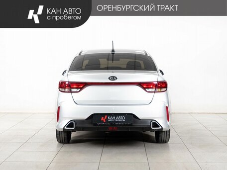 2021 Kia Rio IV Рестайлинг, серый, 1558000 рублей, вид 4