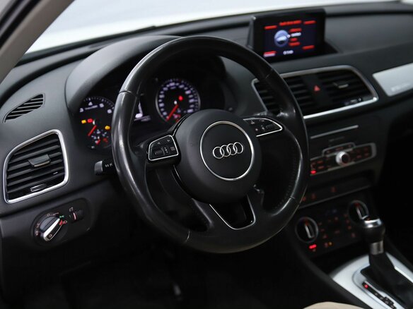 2015 Audi Q3 I (8U) Рестайлинг, белый, 1950000 рублей - вид 10