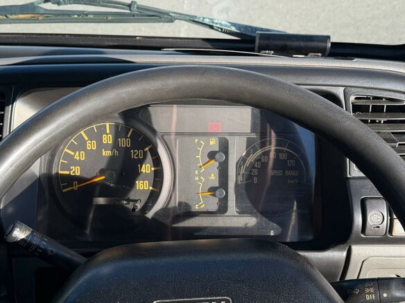 2001 Isuzu Elf (N-series), белый, 1099077 рублей - вид 12