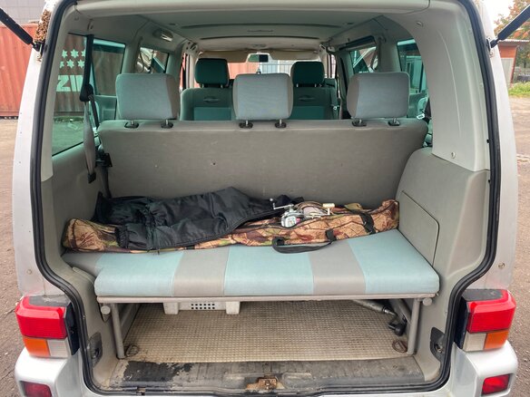 2001 Volkswagen Multivan T4, серебристый, 1400000 рублей - вид 12