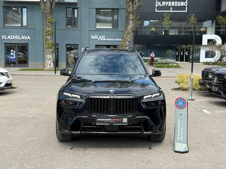 2025 BMW X7 40d I (G07) Рестайлинг, чёрный, 12290000 рублей, вид 2