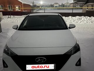 2020 Hyundai Solaris II Рестайлинг, белый, 1500000 рублей, вид 2