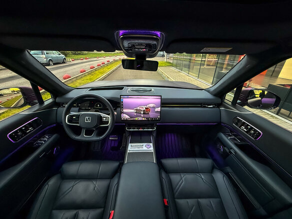 2025 Zeekr 9X 55 kWh (до 3.5 т), чёрный, 10150000 рублей - вид 14
