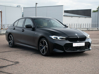 2022 BMW 3 серии 320i VII (G2x) Рестайлинг, чёрный, 4778000 рублей, вид 3