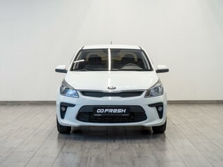 2017 Kia Rio IV, белый, 1069000 рублей, вид 3