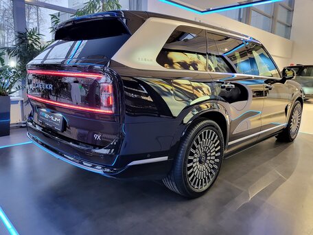 2025 Zeekr 9X 55 kWh (до 3.5 т), чёрный, 12690000 рублей, вид 4