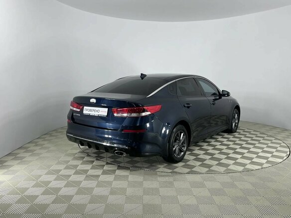 2018 Kia Optima IV Рестайлинг, синий, 1486000 рублей - вид 4