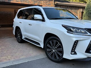 2021 Lexus LX 570 III Рестайлинг 2, белый, 11185000 рублей, вид 3
