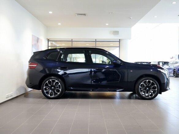 2026 BMW X3 Long 30L xDrive IV (G45/G48), чёрный, 6850000 рублей - вид 4