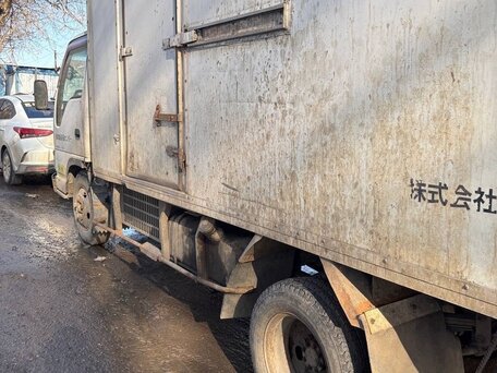 1995 Isuzu Elf (N-series), белый, 600000 рублей, вид 5