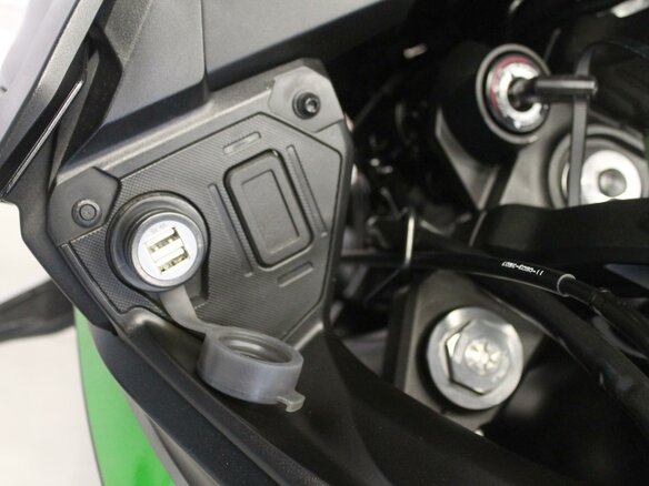 2024 Kawasaki Versys 650, зелёный, 907000 рублей - вид 9