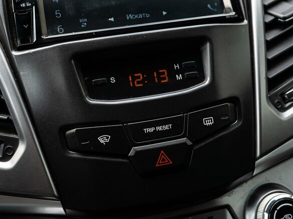 2014 SsangYong Actyon II Рестайлинг, серебристый, 1240000 рублей - вид 12