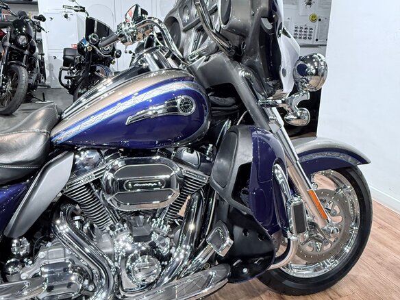 2016 Harley-Davidson CVO Limited, синий, 1799000 рублей - вид 19
