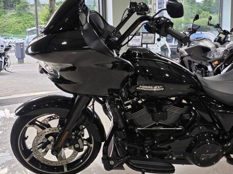 2024 Harley-Davidson Road Glide, чёрный, 2700000 рублей, вид 1