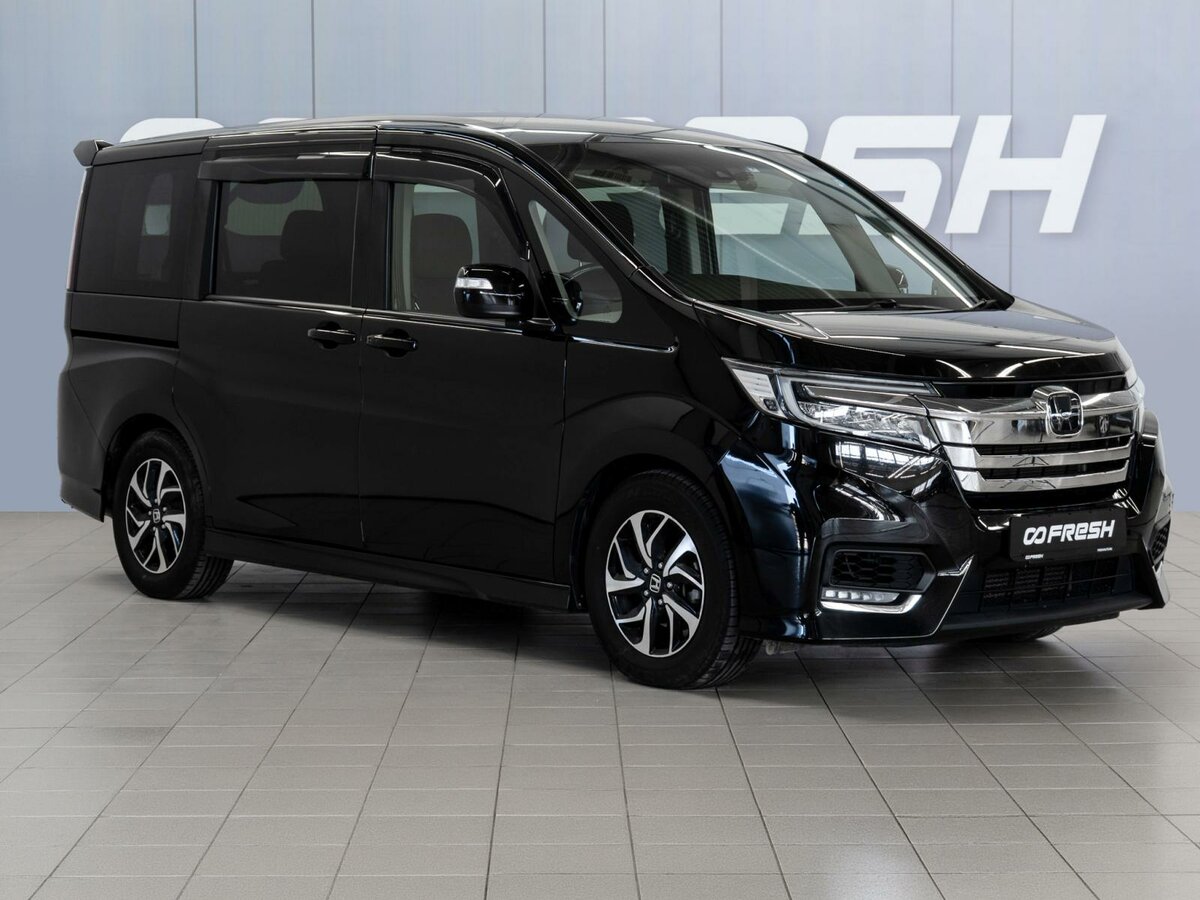 Открыть фотографии: Honda Stepwgn V Рестайлинг