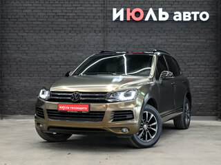 2014 Volkswagen Touareg II, коричневый, 2400000 рублей, вид 1