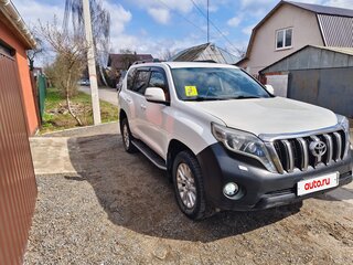 2014 Toyota Land Cruiser Prado 150 Series Рестайлинг 1, белый, 3000000 рублей, вид 2